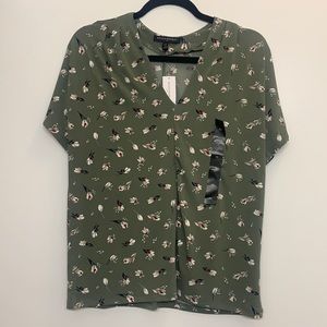 Banana republic green blouse